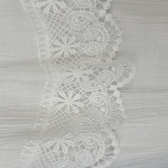 JELLA COUTURE White ON/Off Shoulder Lacey Dress Chest 40" Length 35" - Picture 4 of 10